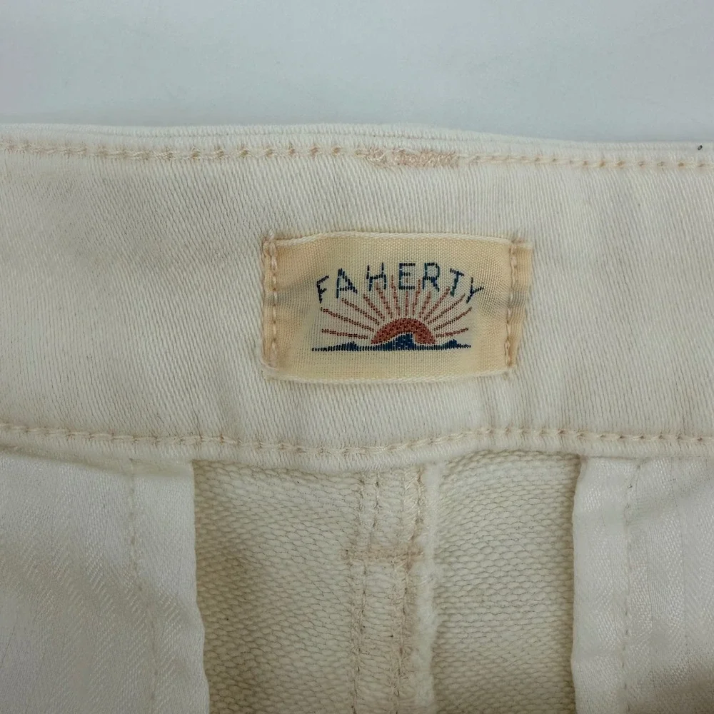 Faherty Shorts Women 28 Cream High Rise Utility Patch Pocket Stretch Twill Short